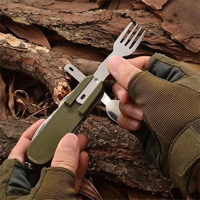 Couteau de survie 