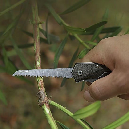 Couteau multifonction